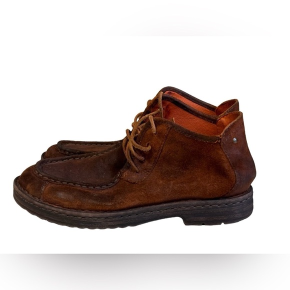 Born Men’s Dark Brown Suede Classic Lace-Up Chukka Boots Size 10.5 - Picture 2 of 7